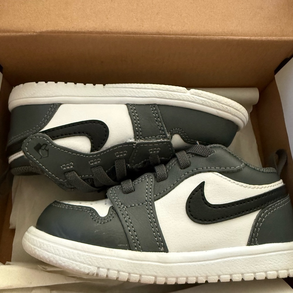 Jordan Kids Gray and White Sneakers